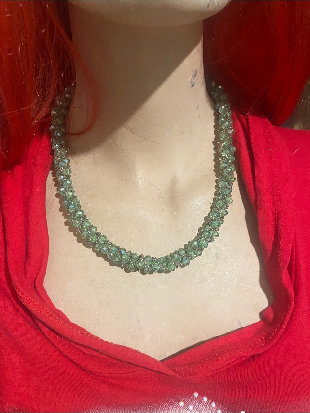 Green crystal vintage necklace 20 in